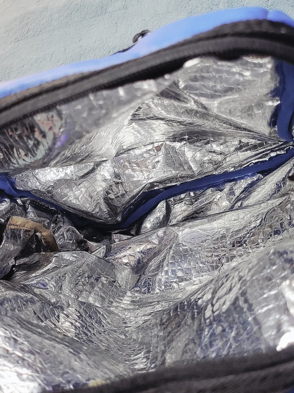 Nike Elite Team Sports Duffle Bag Blue Black w/ Insulated Cooler Pocket